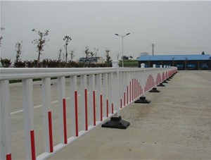 锌钢道路护栏抗冲击改性剂的特点要求